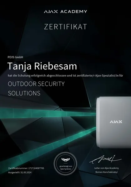Ajax-Academy-Zertifikat „Outdoor Security Solutions“ für Tanja Riebesam, 2024